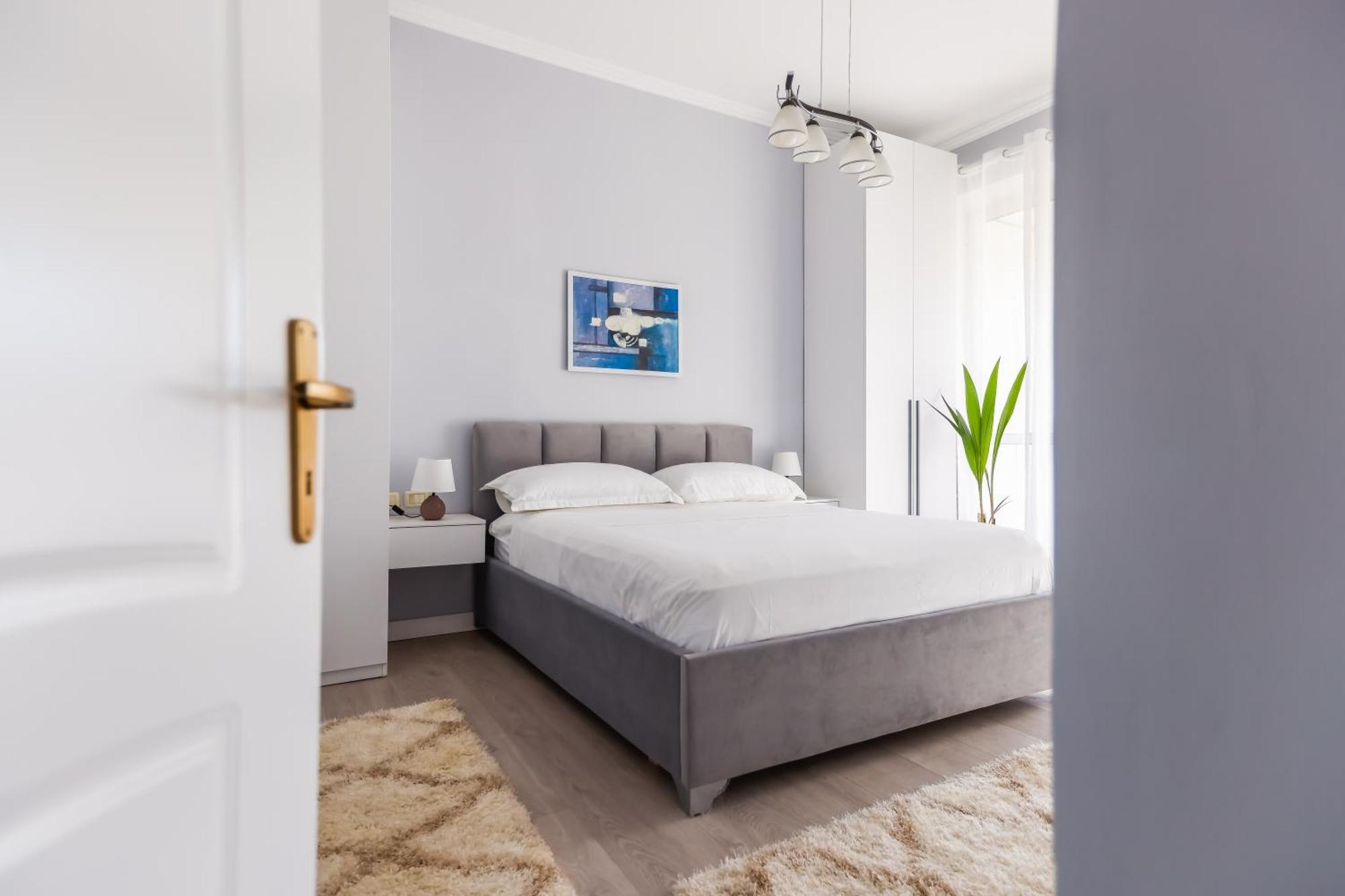 Viewpoint Central Apartment Тирана Экстерьер фото