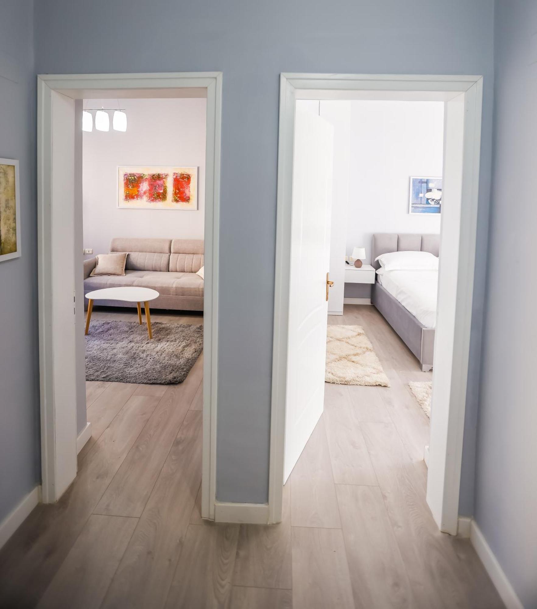 Viewpoint Central Apartment Тирана Экстерьер фото