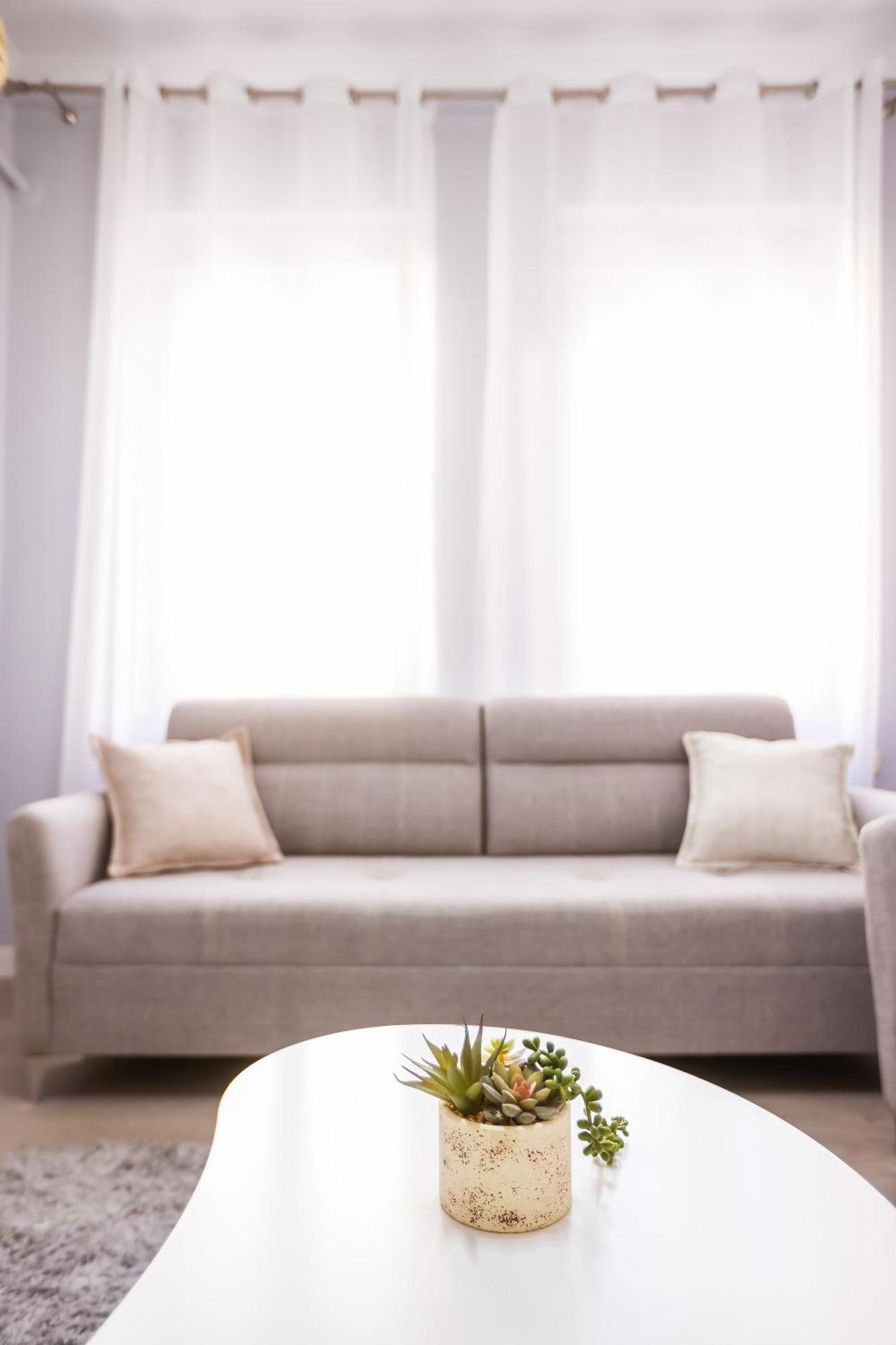 Viewpoint Central Apartment Тирана Экстерьер фото
